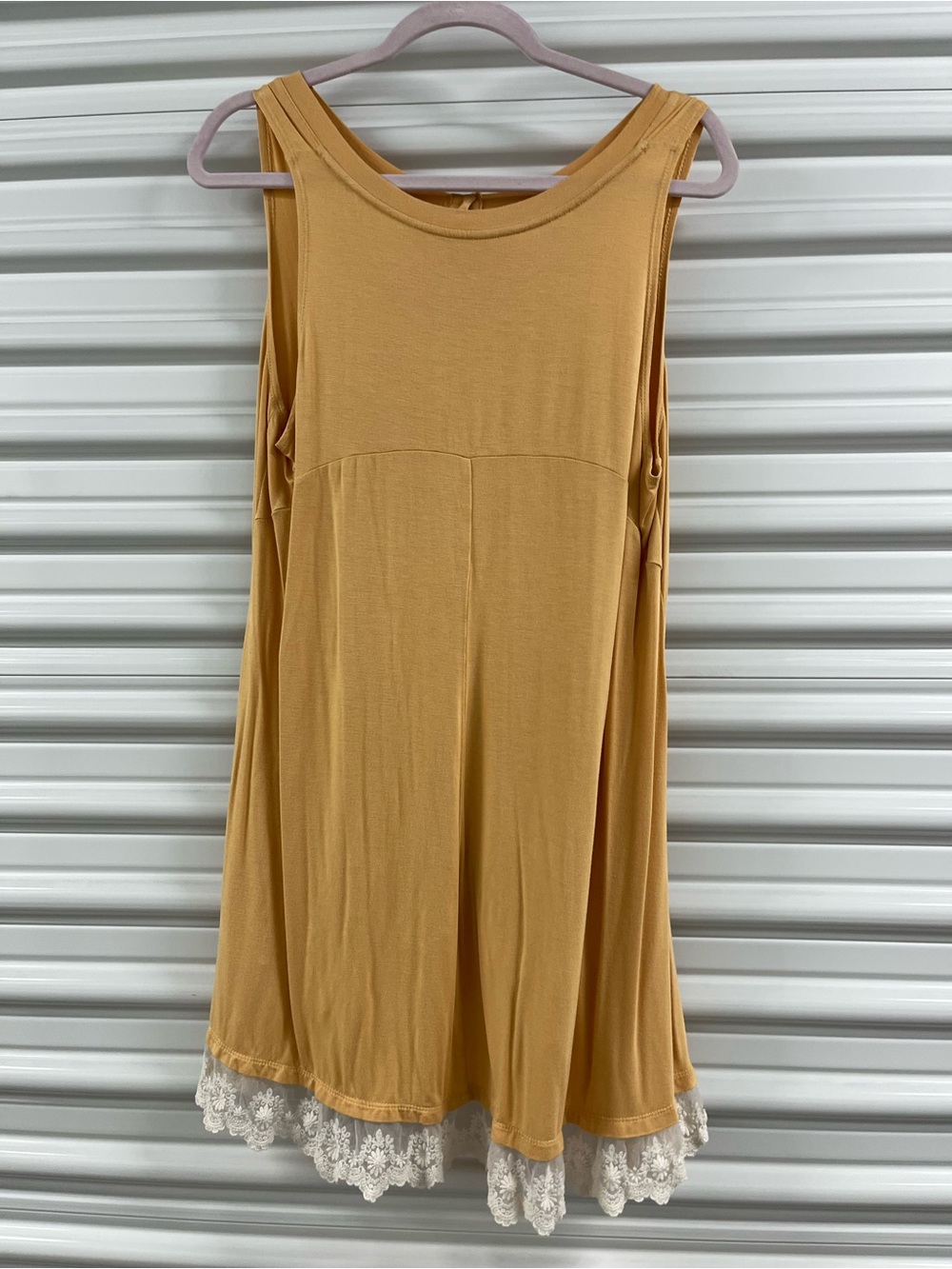 Logo Mustard Lace-Hem Sleeveless Tunic Size L - Picture 4 of 4